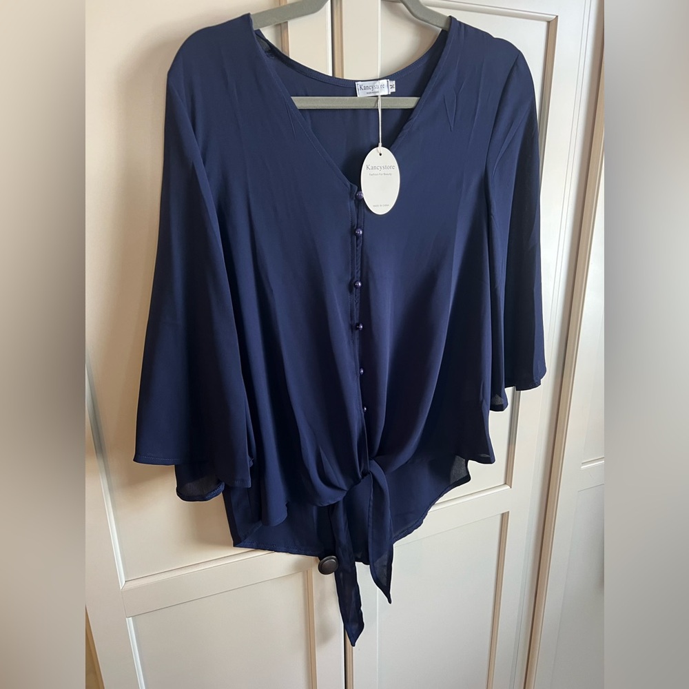 Navy Button-Up Women's Blouse M - Picture 2 of 4